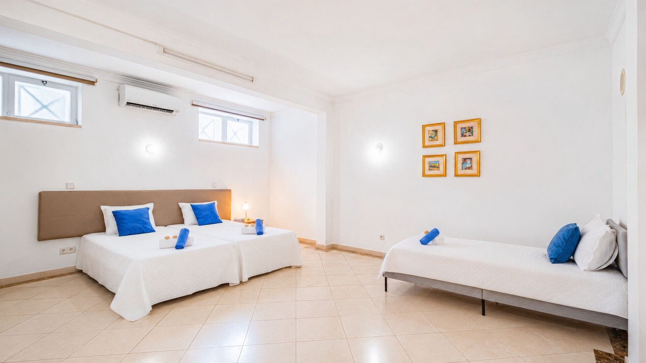 Photo of Bedroom in Montechoro