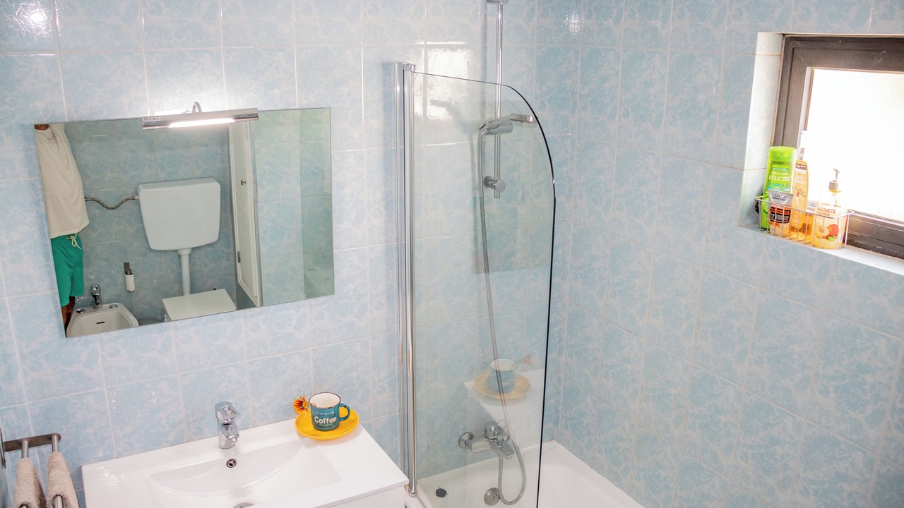 Photo of Bathroom in Alporchinhos