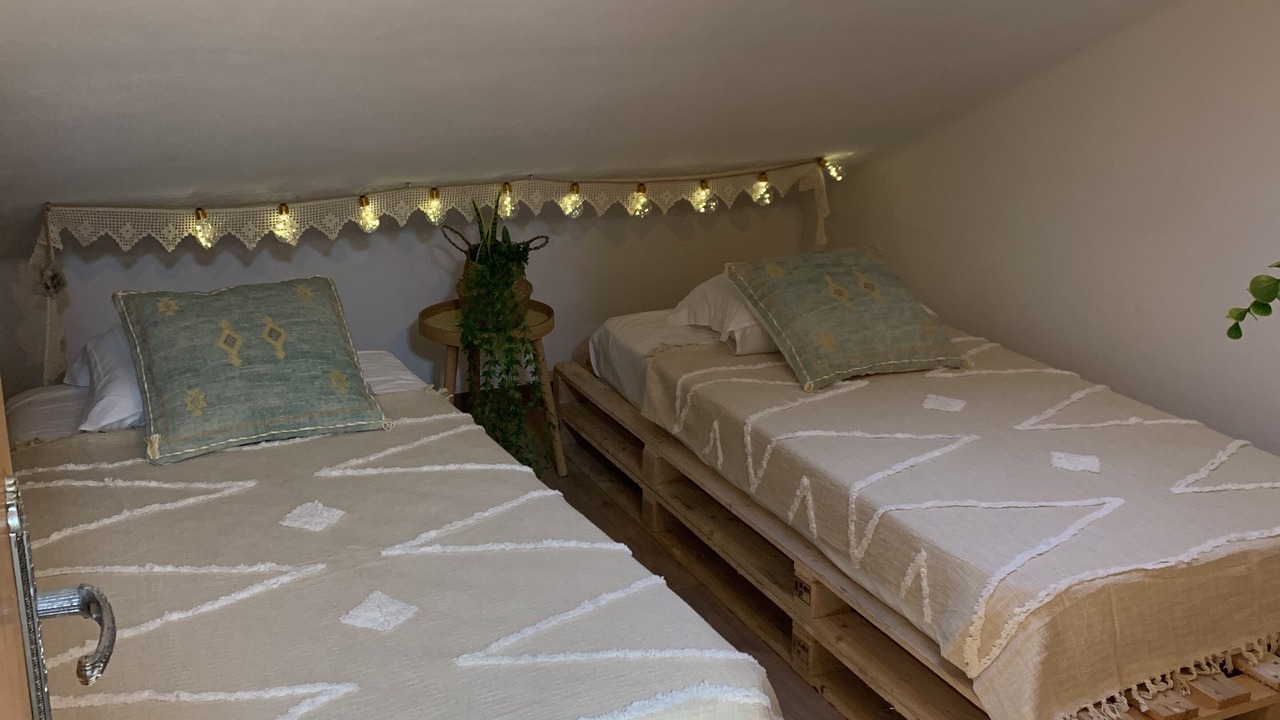 Photo of Bedroom in Sines