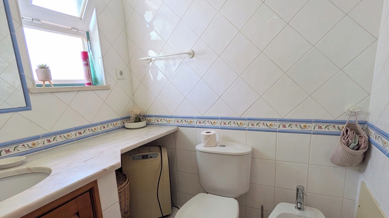 Photo of Bathroom in Ferragudo