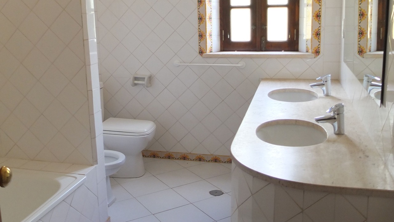 Photo of Bathroom in Caramujeira
