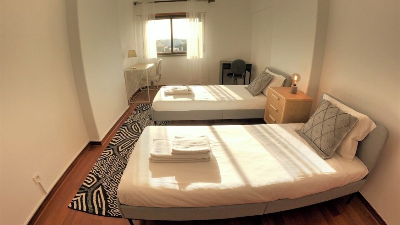 Photo of Bedroom in Linda-a-Velha