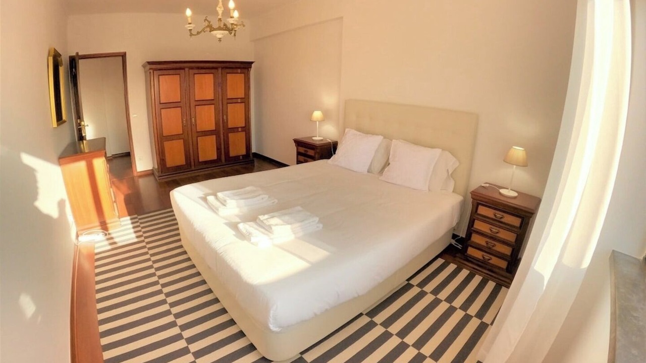Photo of Bedroom in Linda-a-Velha