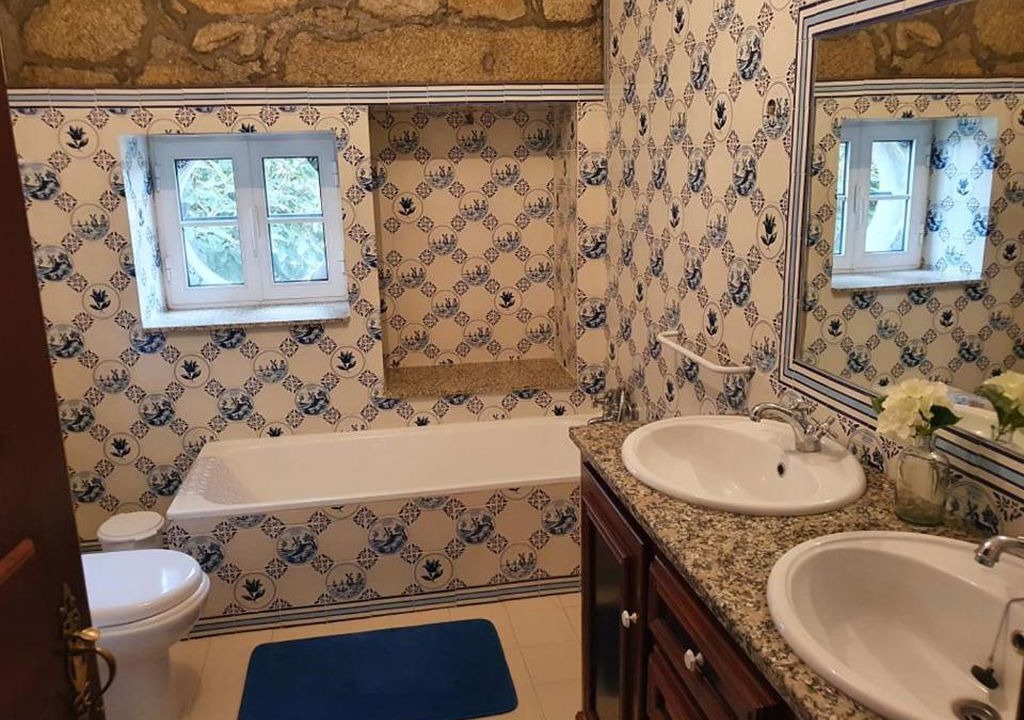 Photo of Bathroom in Oliveira de Frades