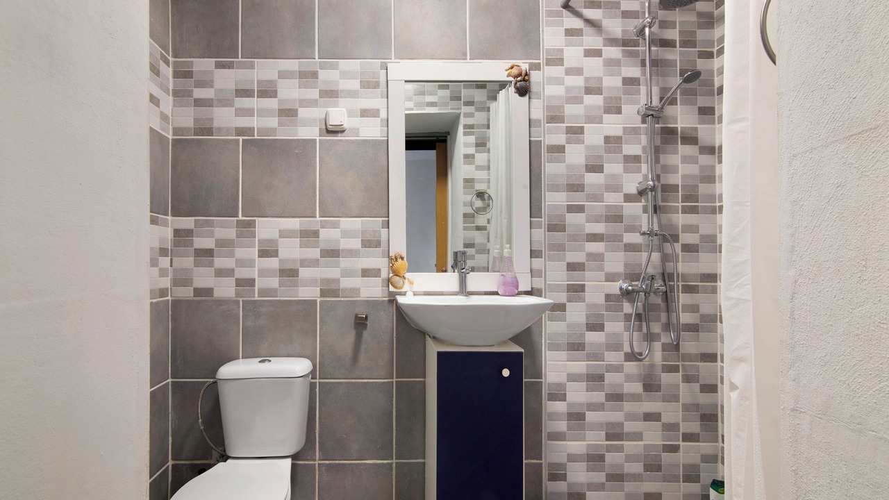 Photo of Bathroom in Patroves