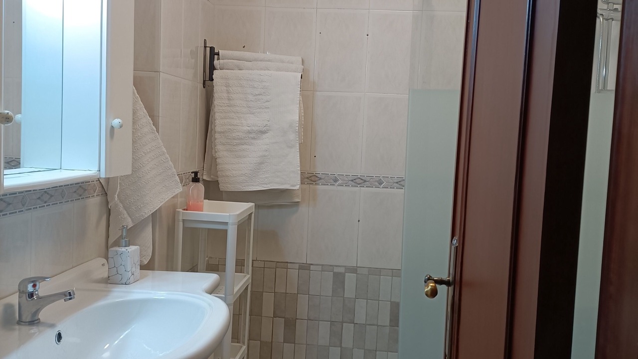Photo of Bathroom in Cascais