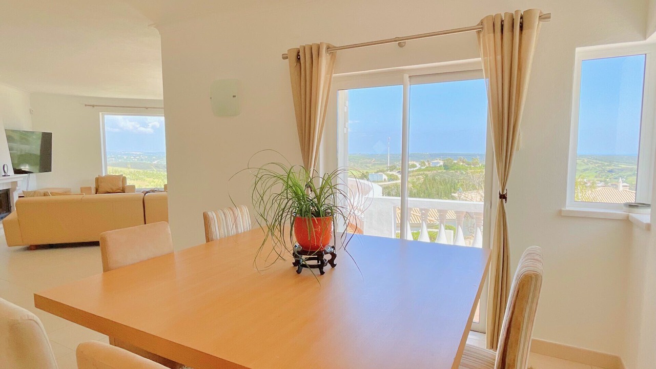 Photo of Livingroom in Budens