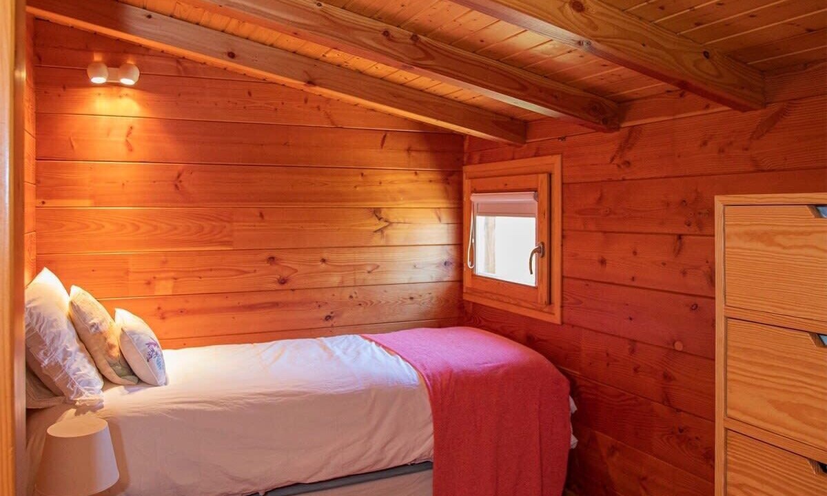 Photo of Bedroom in Ofir