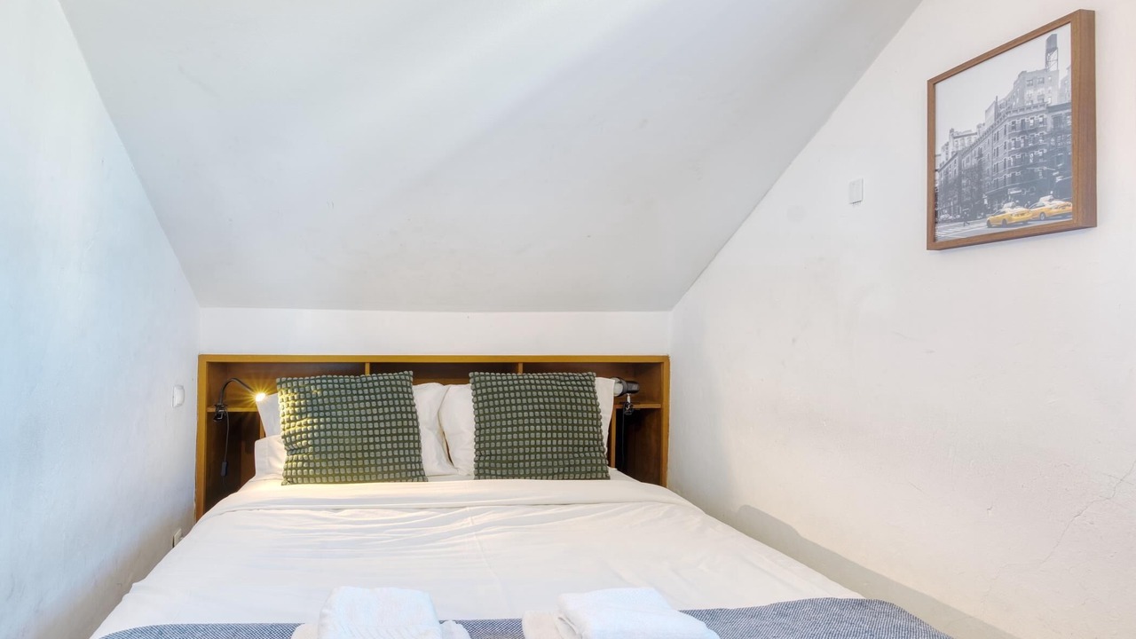 Photo of Bedroom in Beato