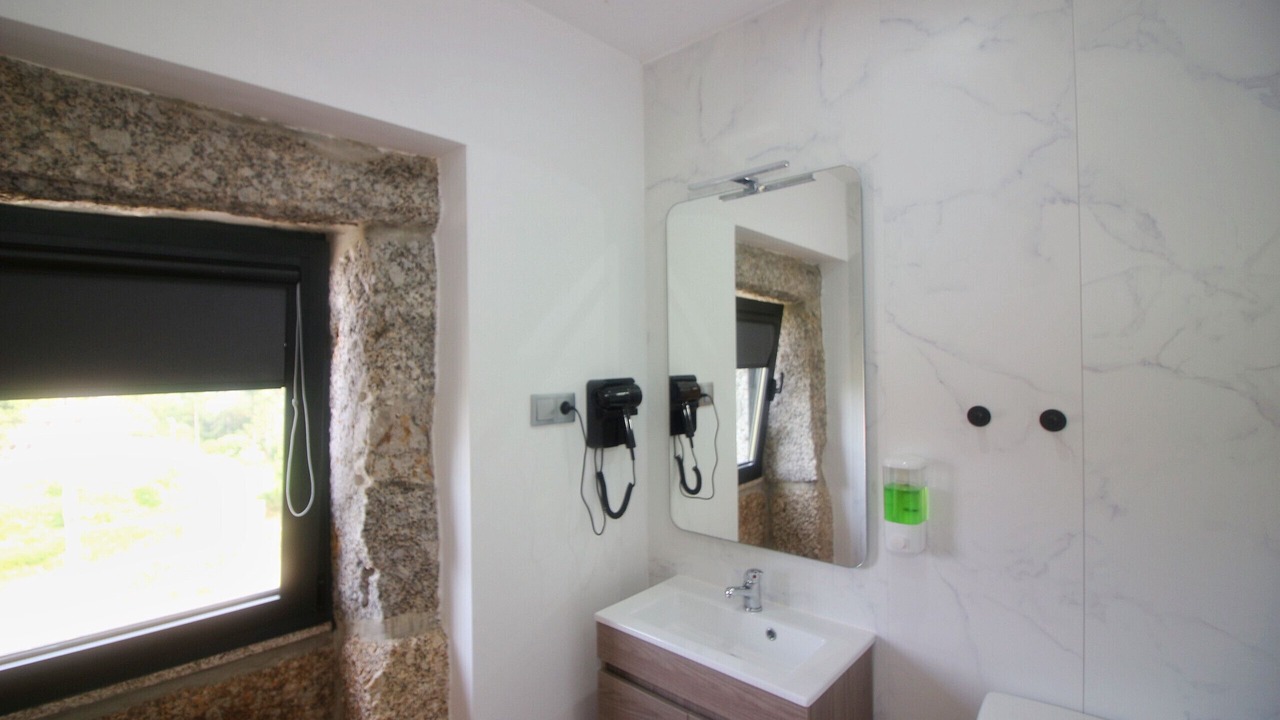 Photo of Bathroom in Carvalheira