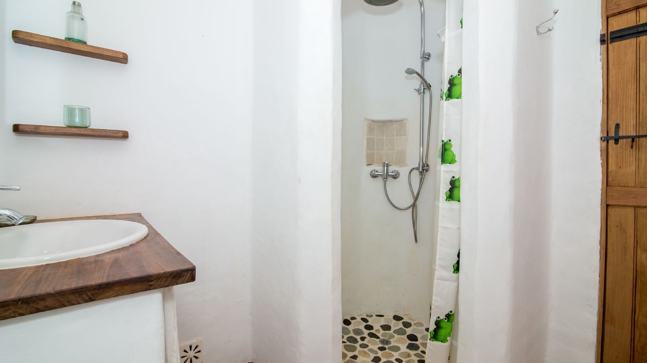 Photo of Bathroom in Aljezur