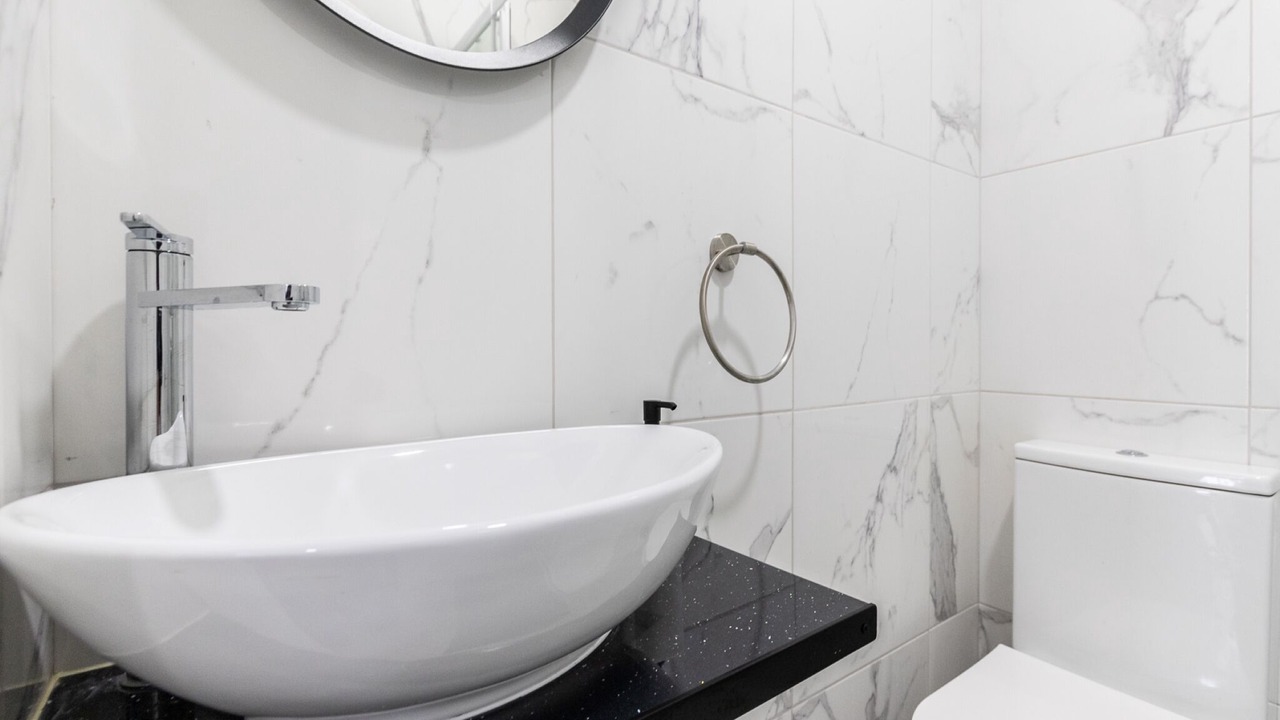 Photo of Bathroom in Faro City Centre