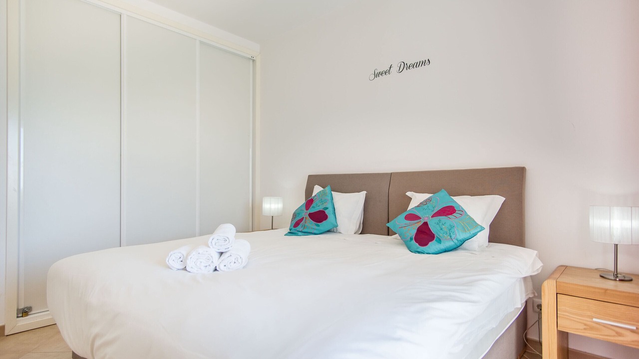 Photo of Bedroom in Alpouvar