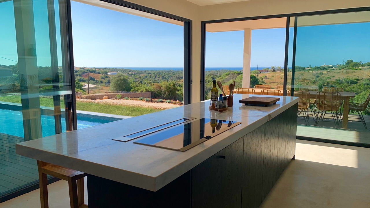 Photo of Kitchen in Lagoa e Carvoeiro