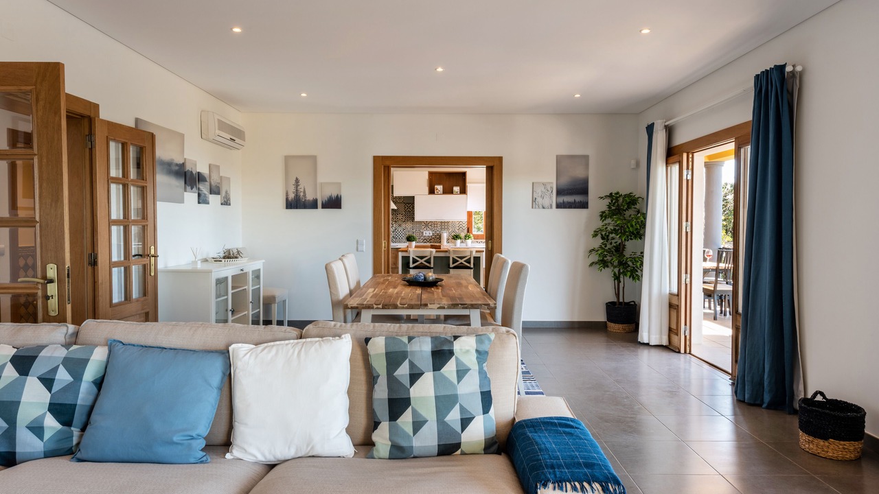Photo of Livingroom in Brotual