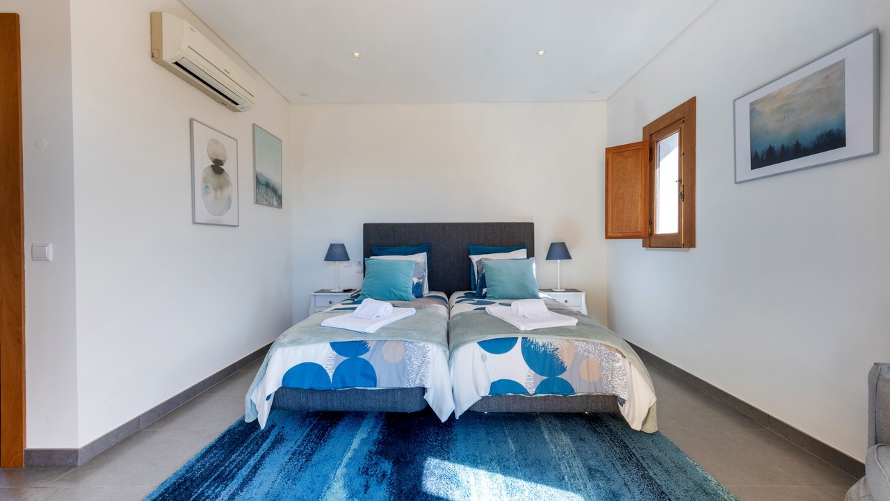 Photo of Bedroom in Brotual