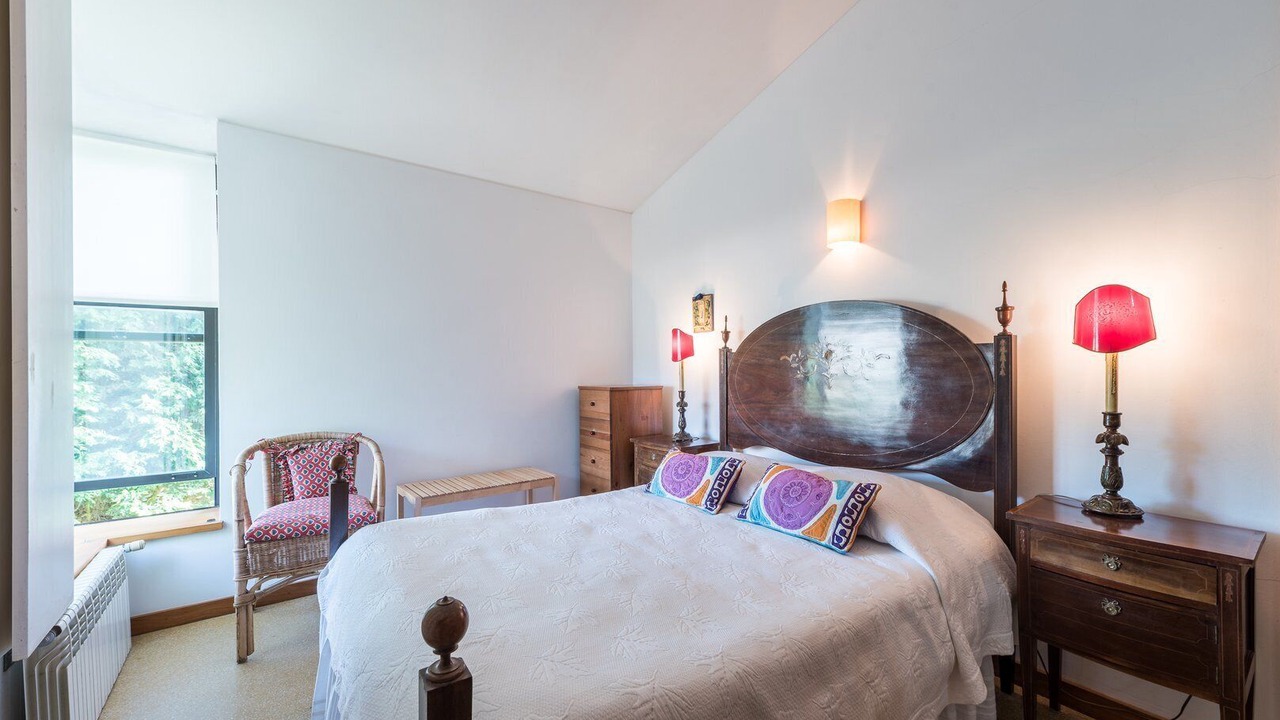 Photo of Bedroom in Caminha
