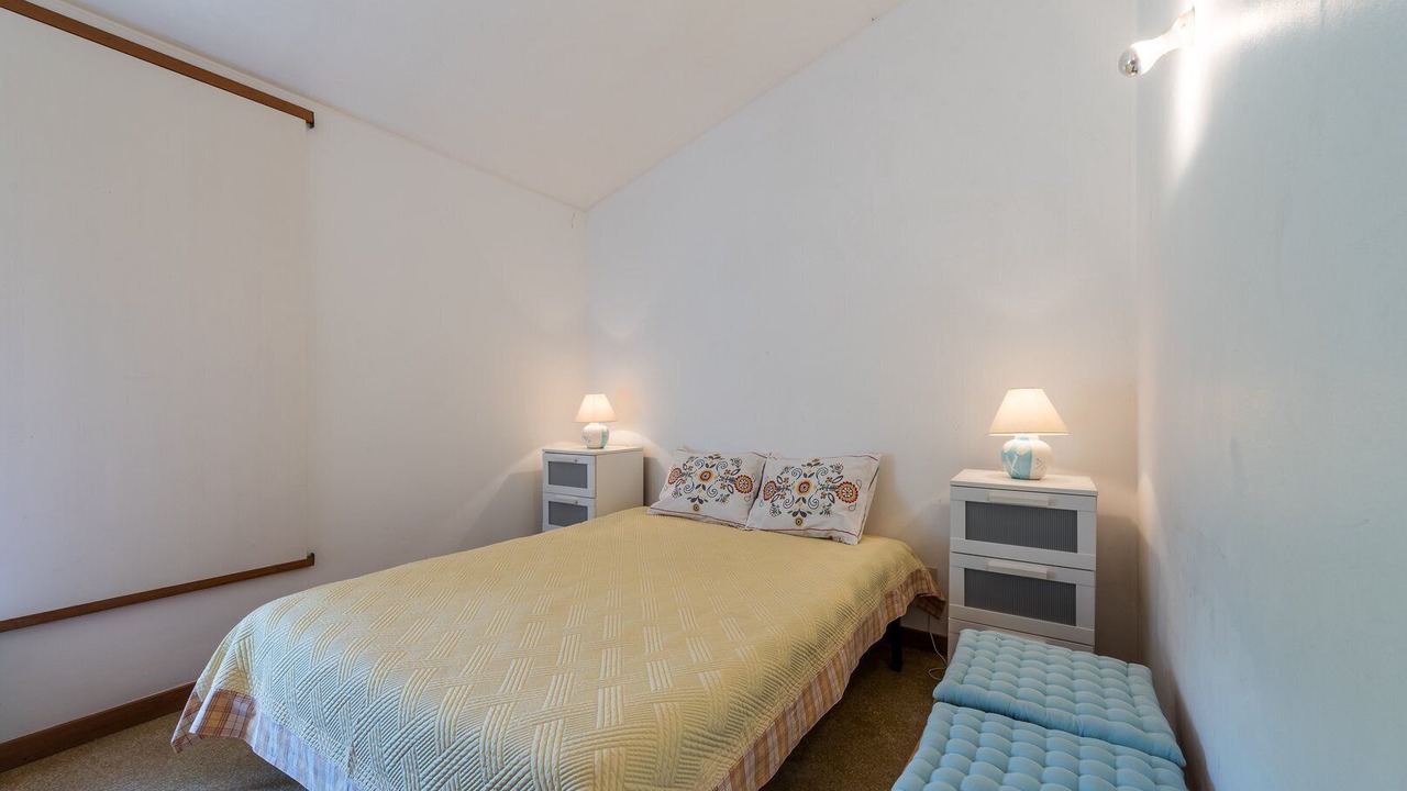 Photo of Bedroom in Caminha