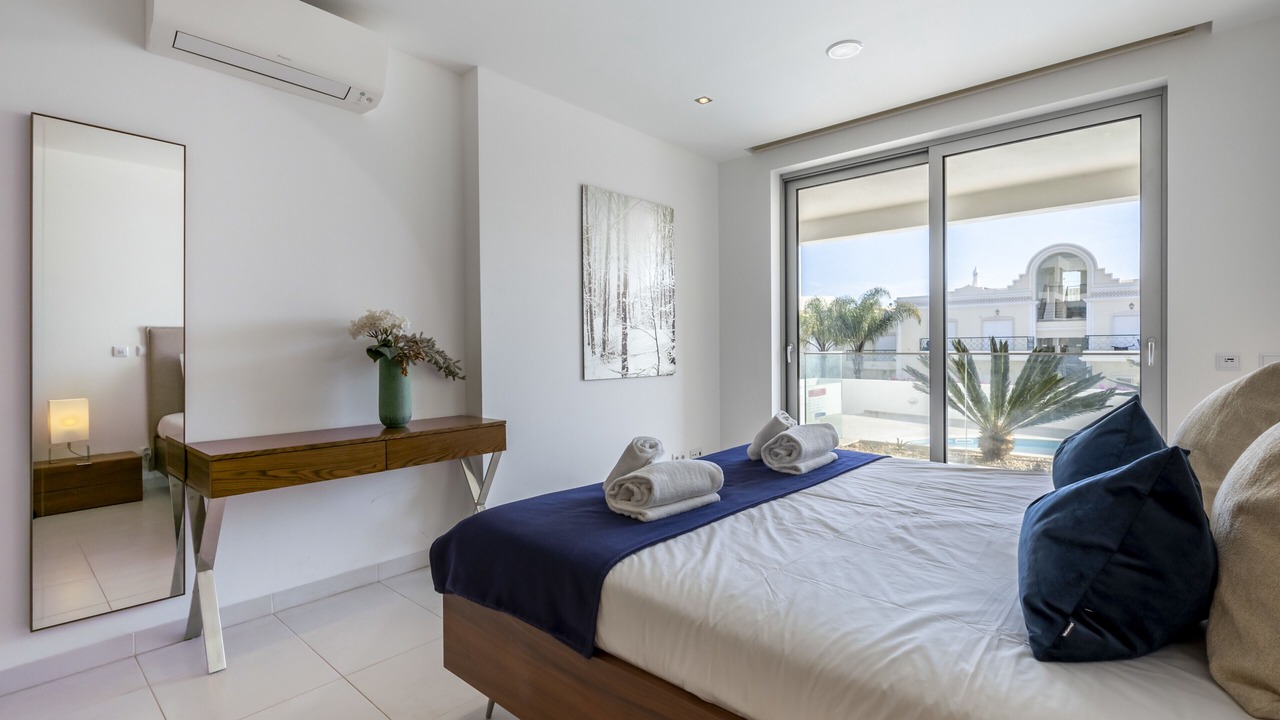 Photo of Bedroom in Porto de Mos