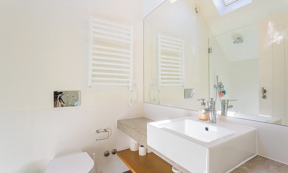 Photo of Bathroom in Eugaria