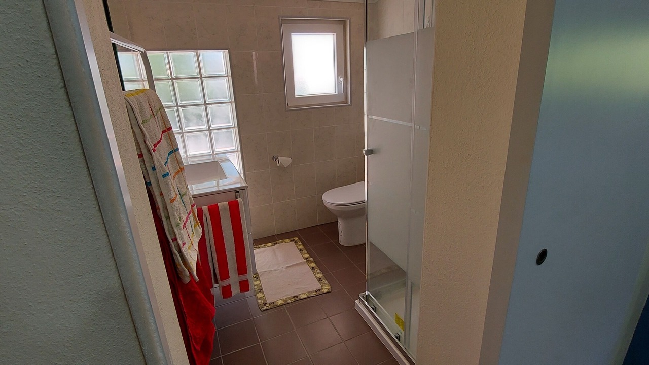 Photo of Bathroom in Almeirim