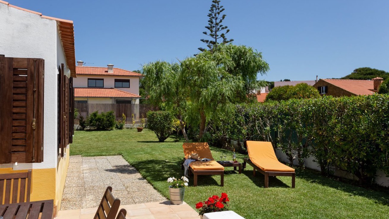 Photo of Patio Balcony in Praia das Macas