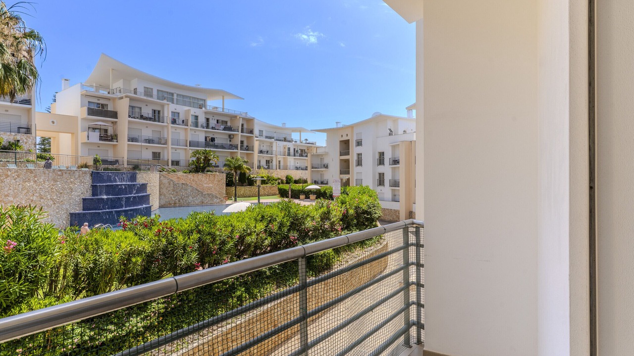Photo of Outdoor in Calicos