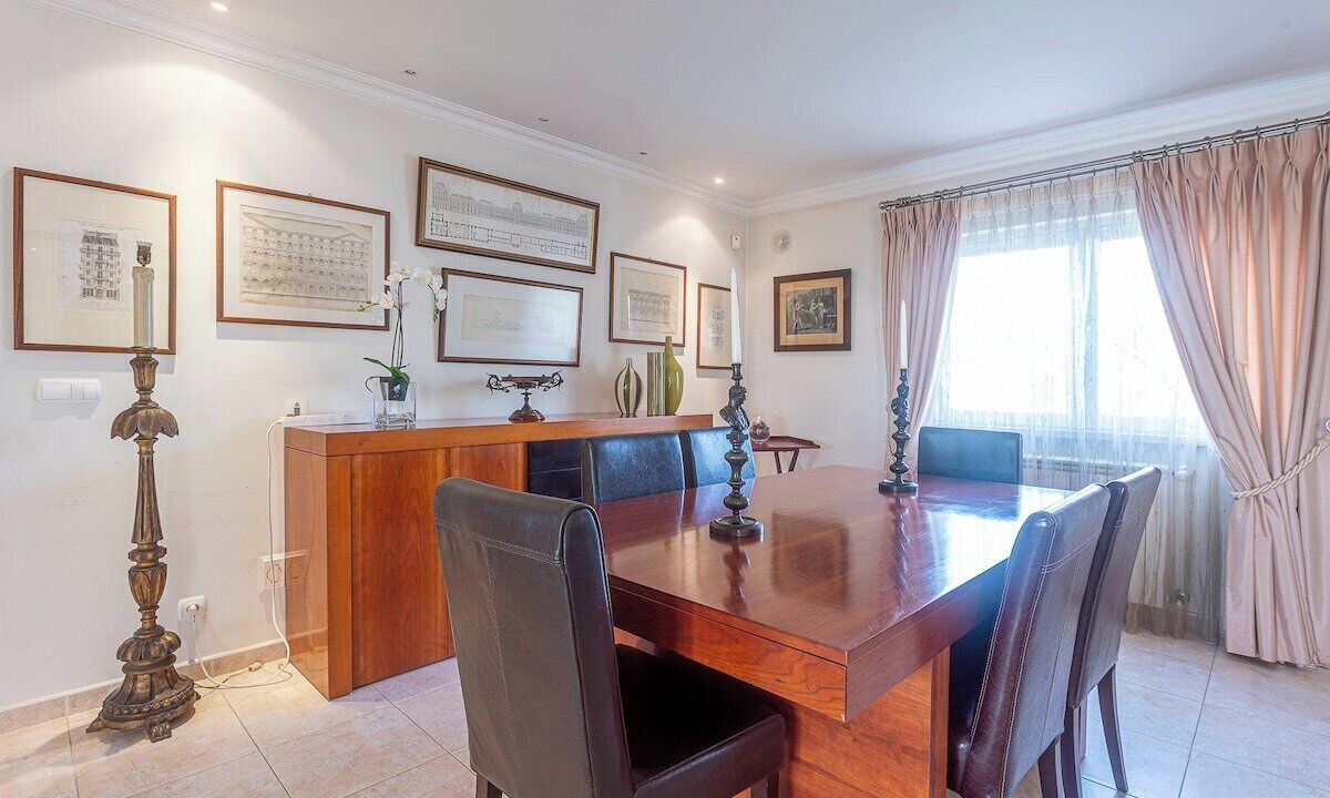 Photo of Bedroom in Seixal