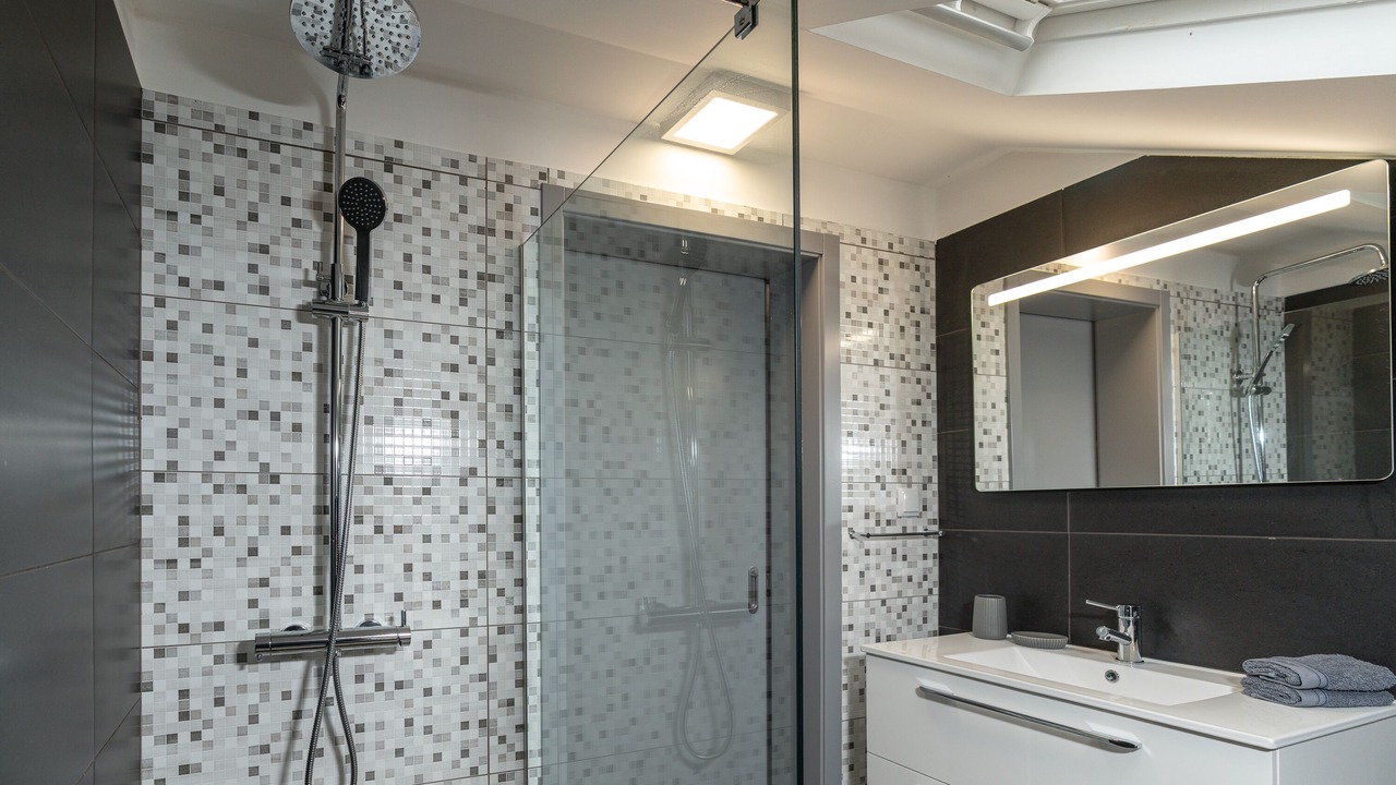Photo of Bathroom in Calheta