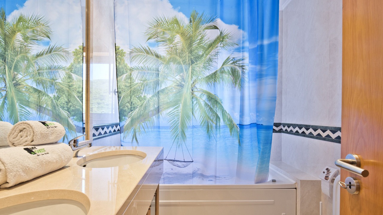 Photo of Bathroom in Castelo