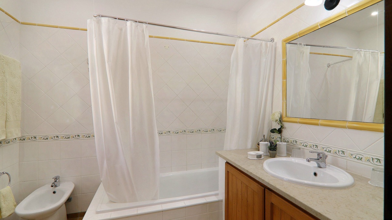 Photo of Bathroom in Loule