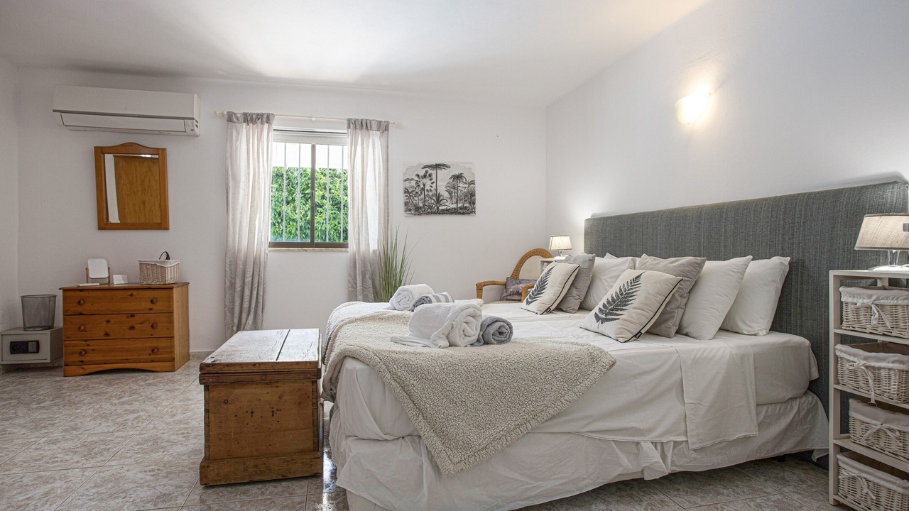 Photo of Bedroom in Ferragudo