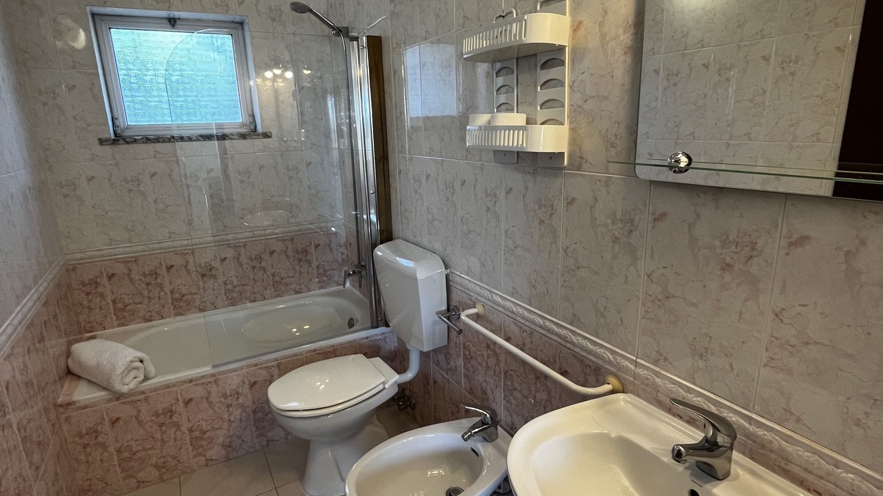 Photo of Bathroom in Olhao
