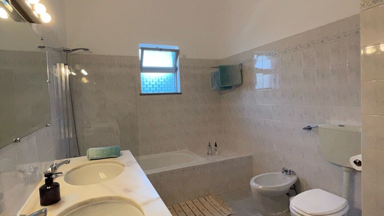 Photo of Bathroom in Olhao