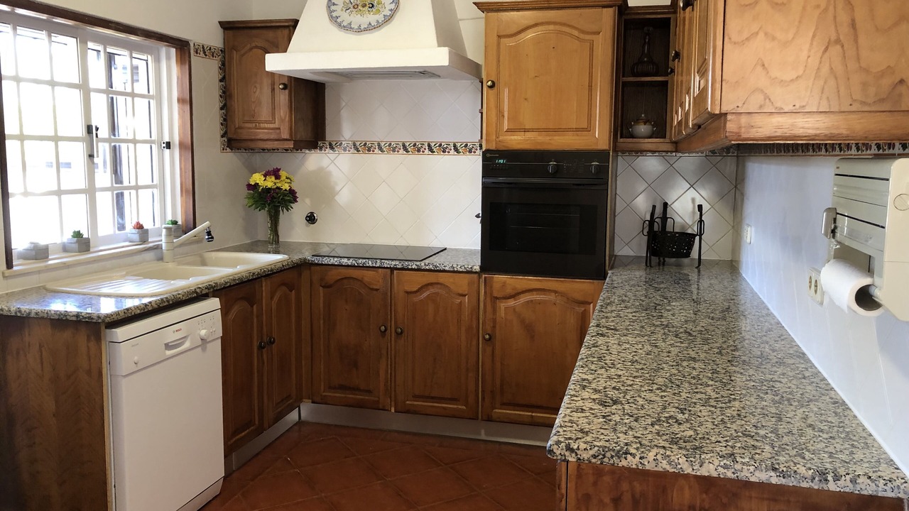 Photo of Kitchen in Lagoa e Carvoeiro