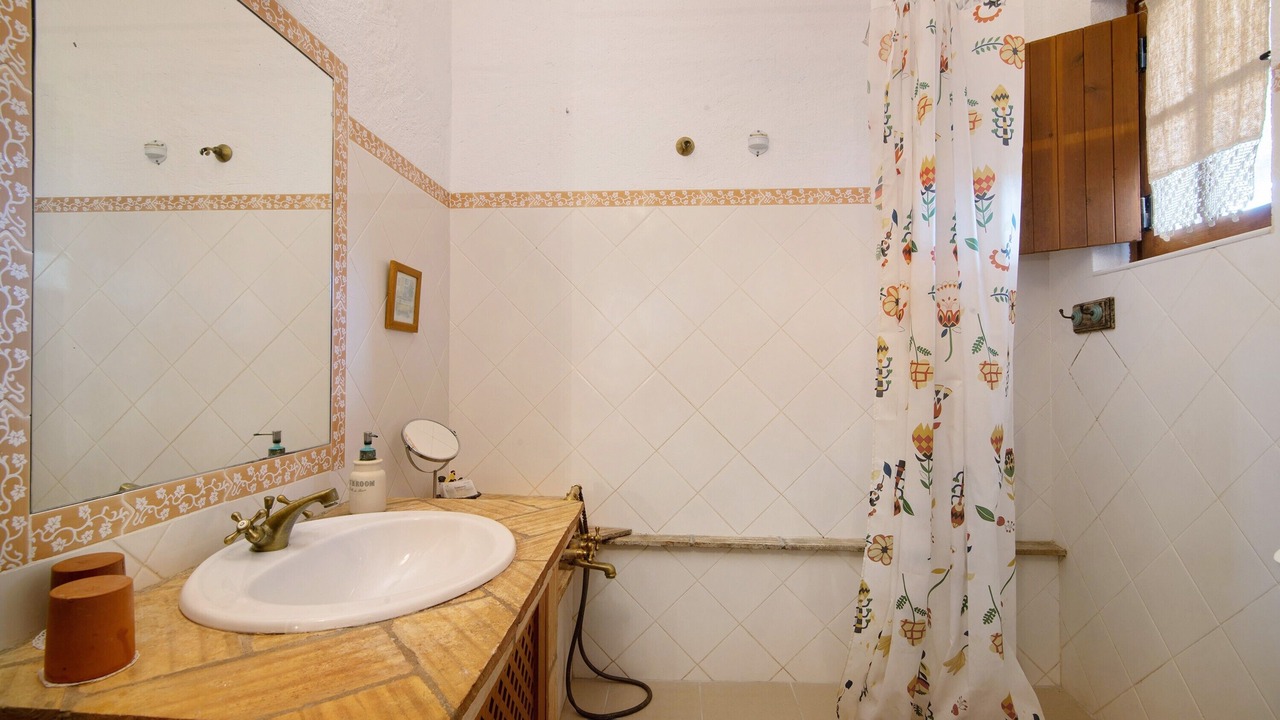 Photo of Bathroom in Loule