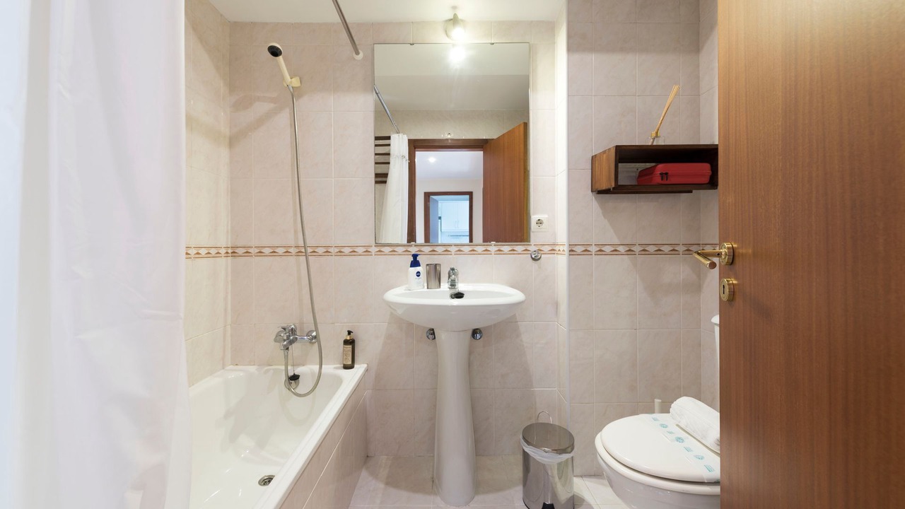 Photo of Bathroom in Lordelo do Ouro e Massarelos
