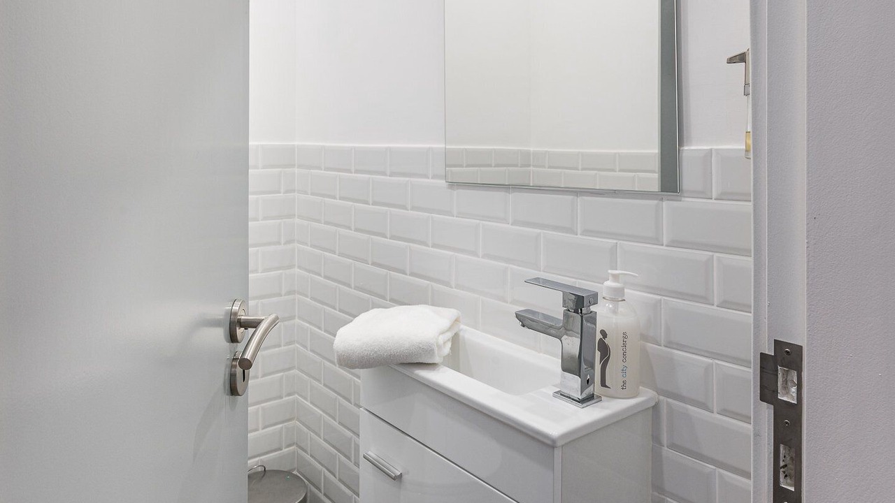 Photo of Bathroom in Lordelo do Ouro e Massarelos