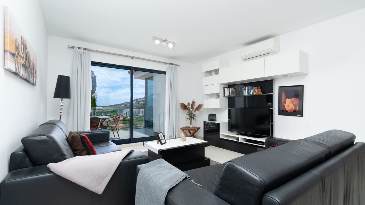 Photo of Livingroom in Canico