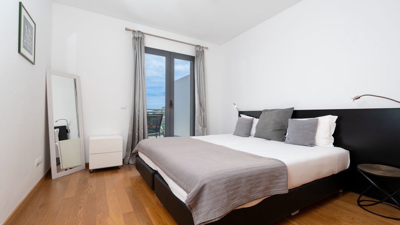 Photo of Bedroom in Canico