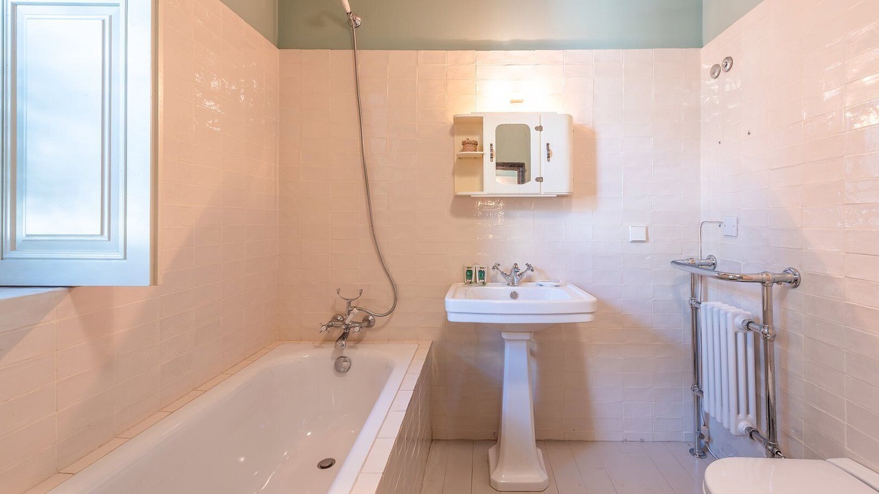 Photo of Bathroom in Lisbon Old Town