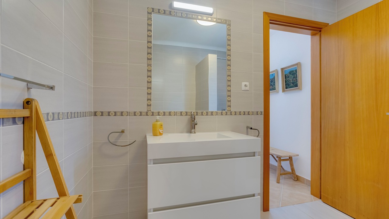 Photo of Bathroom in Aljezur