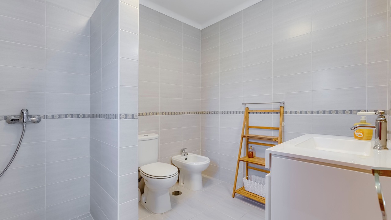 Photo of Bathroom in Aljezur