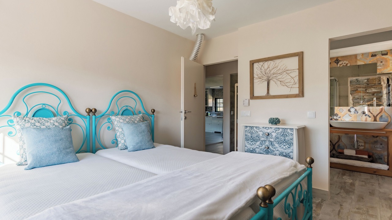 Photo of Bedroom in Tondela