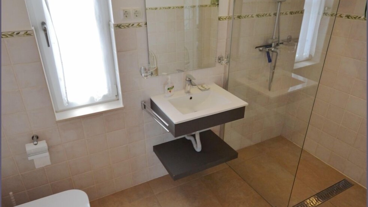 Photo of Bathroom in Quelfes