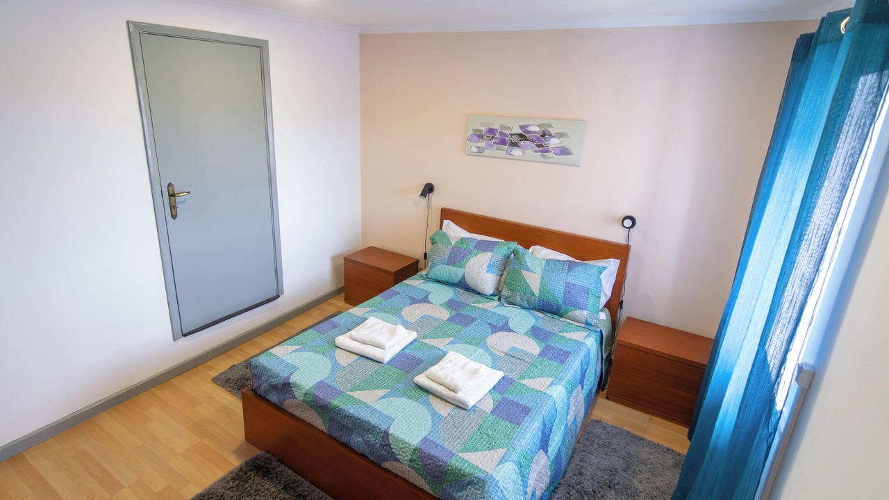 Photo of Bedroom in Capelas