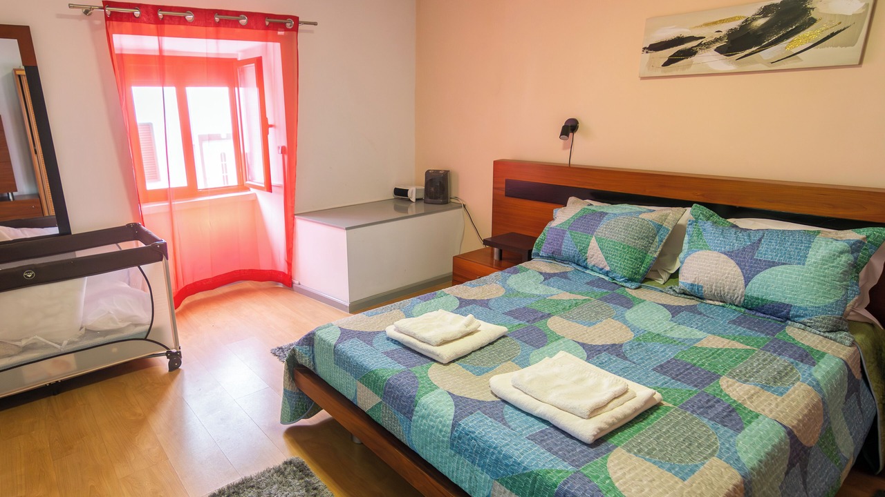 Photo of Bedroom in Capelas