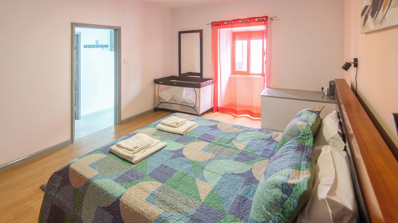 Photo of Bedroom in Capelas
