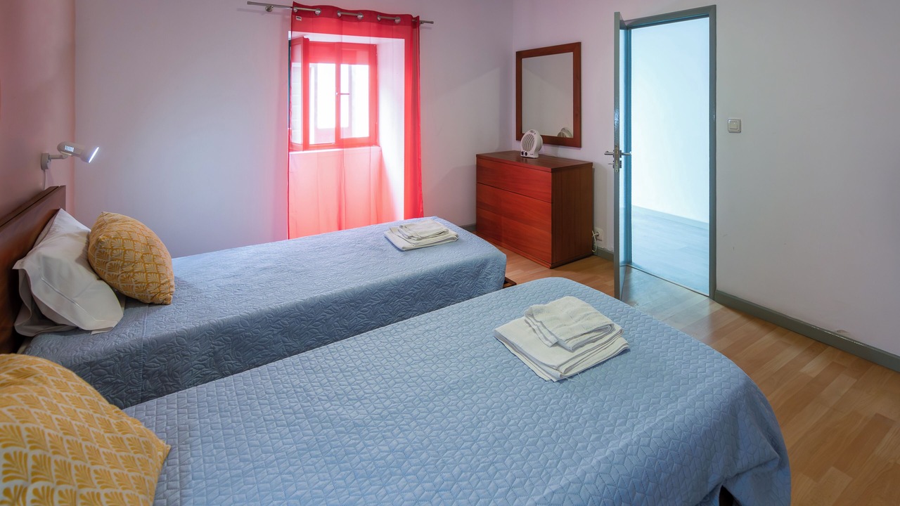 Photo of Bedroom in Capelas