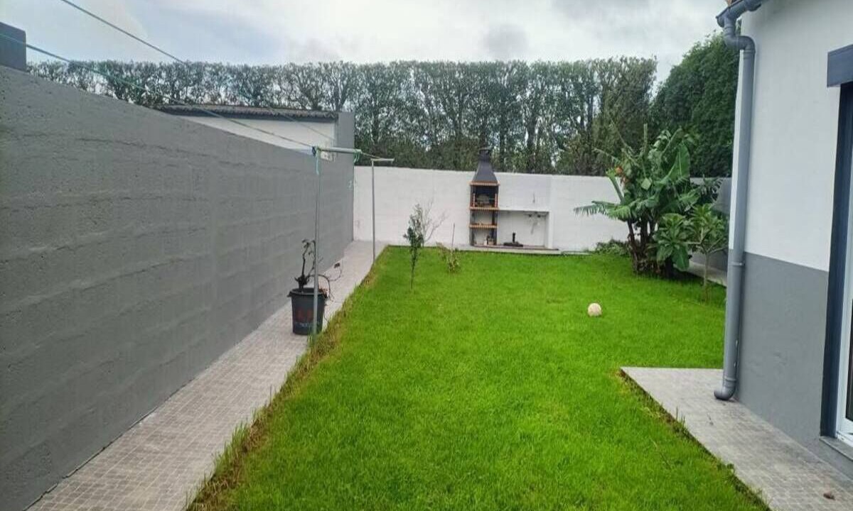 Photo of Outdoor in Capelas